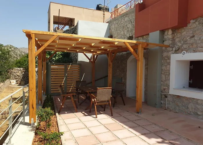 Philoxenia Traditional Apartments